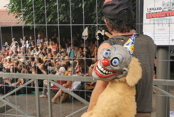 le-spectacle-de-merde_1_adelinebourgoin.jpg